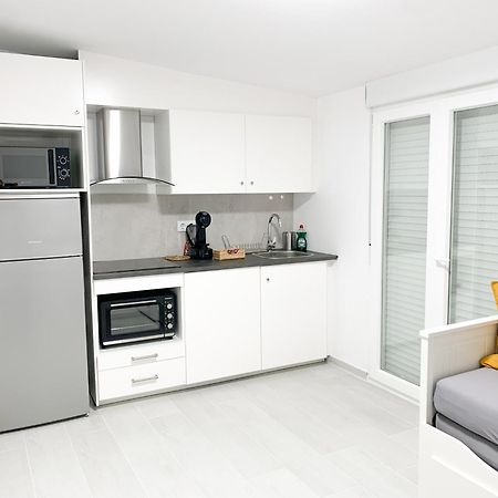Estudio Con Terraza En La Playa Санхенхо Экстерьер фото