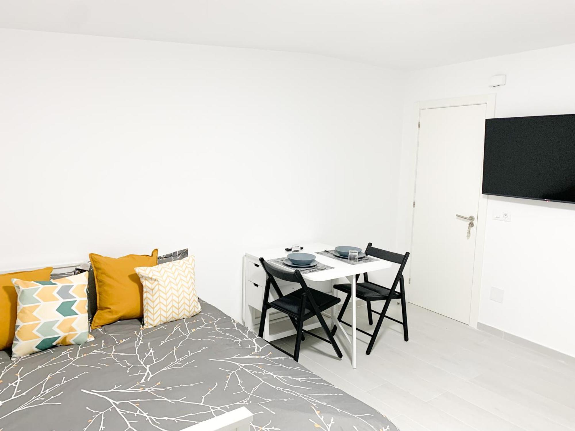 Estudio Con Terraza En La Playa Санхенхо Экстерьер фото