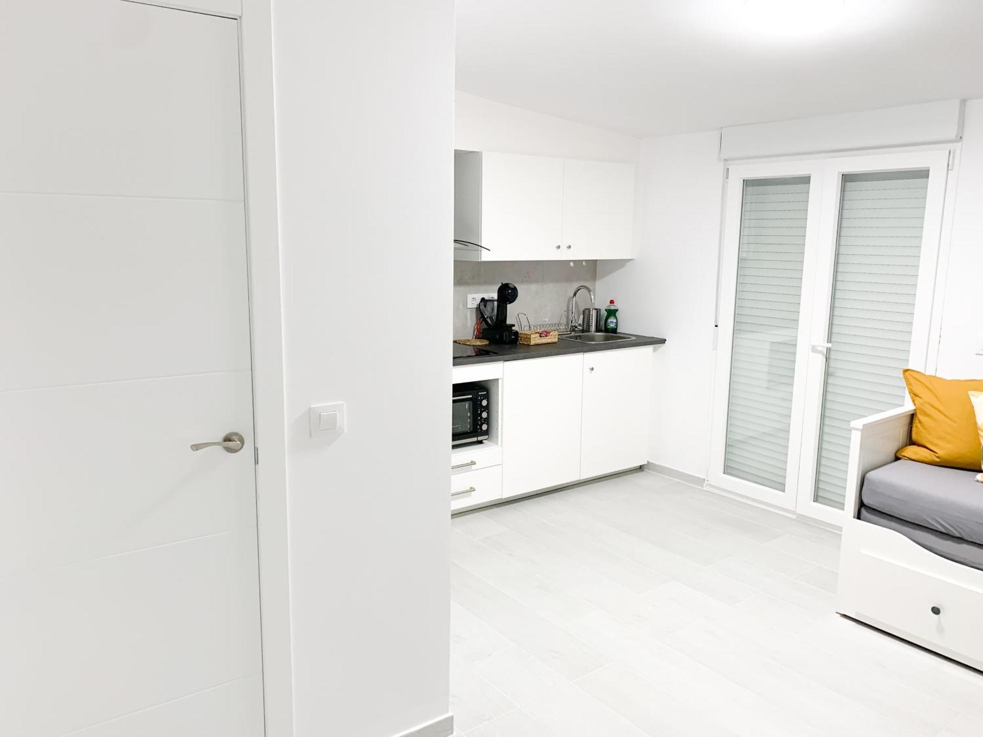 Estudio Con Terraza En La Playa Санхенхо Экстерьер фото
